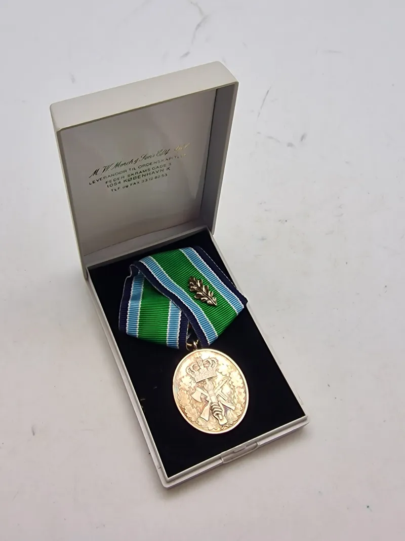 Original medalje for 40 års frivillig tjeneste i hjv - sølv