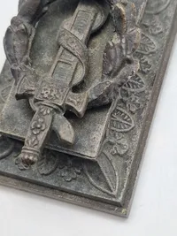 Original ww1 brevpresse, lavet som monument.  veludført