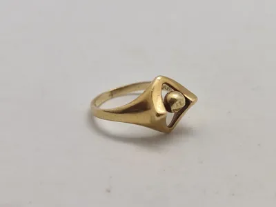Original 14 karat guldring, vægt 2.9 gram