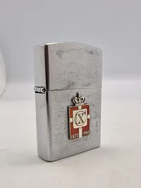 Zippolighter med kongemærke