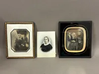 Samling Ambrotyber Hidrører fra Hofman Bang familien på Hofmansgave godset Fyn