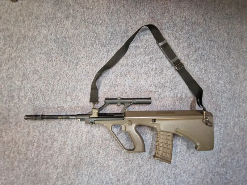 Steyr AUG softgun (6 mm bb)