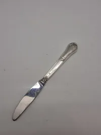 Smørekniv med greb af 830 sølv