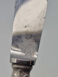 Smørekniv med greb af 830 sølv