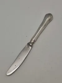 Smørekniv med greb af 830 sølv