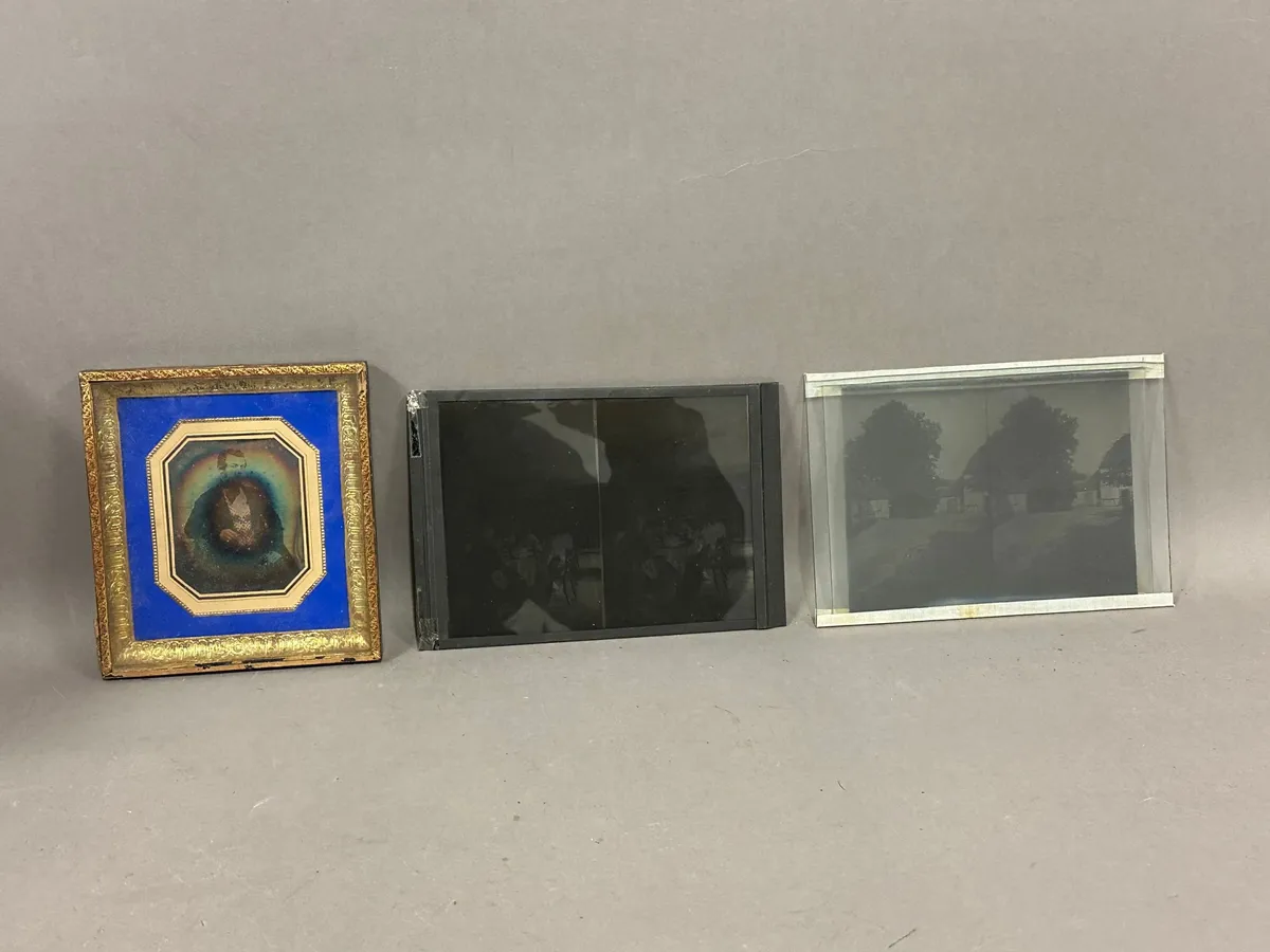 Glasnegativer og en Ambrotype