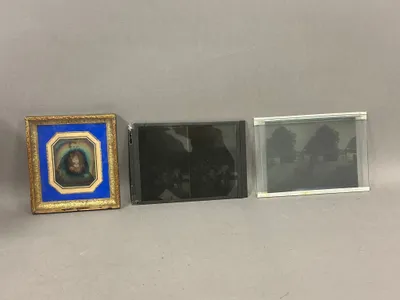 Glasnegativer og en Ambrotype