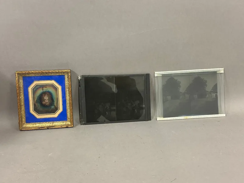 Glasnegativer og en Ambrotype
