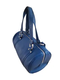 Original MCM Grained Calfskin Studded Heritage Barrel Bag – Blå & MCM Walter Continental Pung i Læder