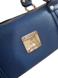 Original MCM Grained Calfskin Studded Heritage Barrel Bag – Blå & MCM Walter Continental Pung i Læder