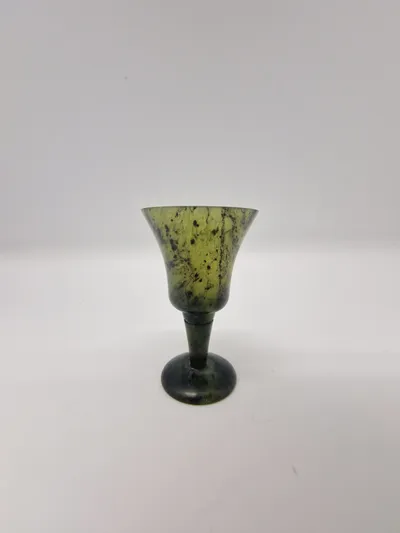 Originalt antikt kinesisk jadeglas