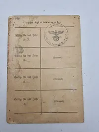 Originalt Soldatenfamilienarztkarte fra Anden Verdenskrig, dateret den 8. januar 1945, samt billede