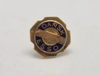 Original ESSO nål af 14 karat guld (585)