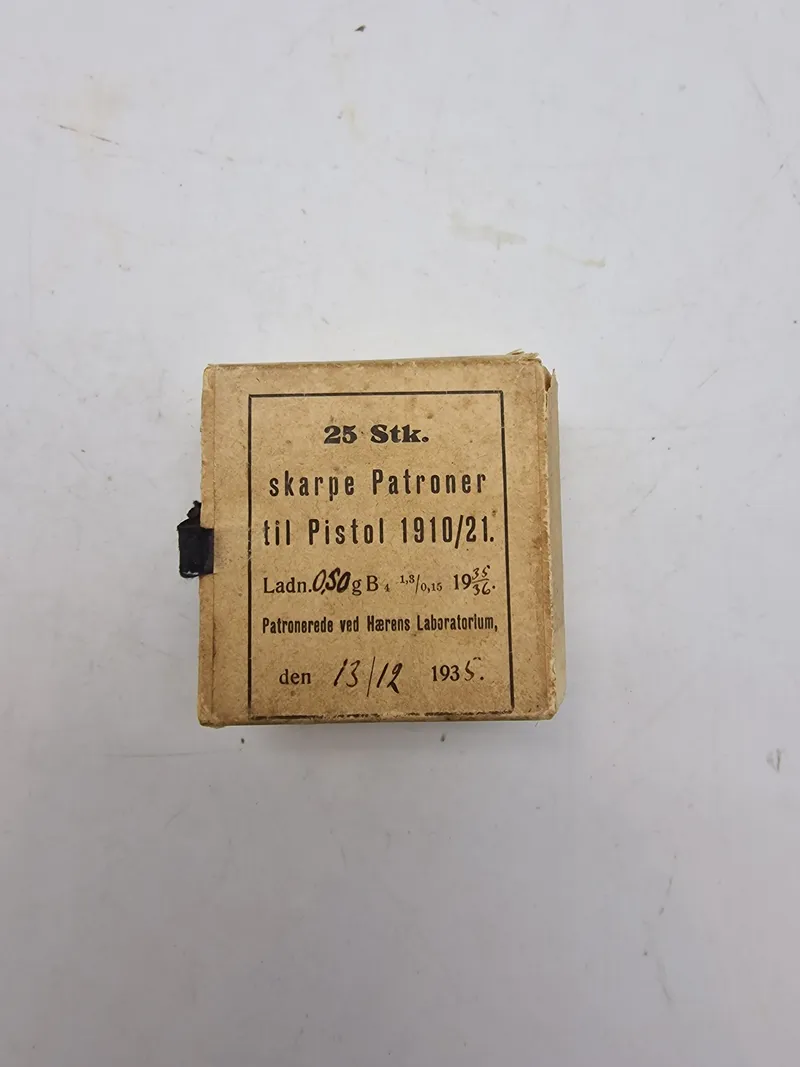 Original æske til 1910/21 ammunition dateret til 1935