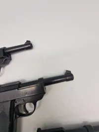 Samling Jackson legetøjspistoler som P38’ere