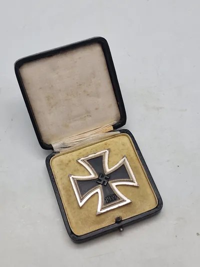 Originalt Eisernes Kreuz 1939  Otto Schickle Pforzheim