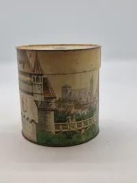 blikdåse fra J.W. Eisenbeiss u. Co., en tidligere Nürnberger Lebkuchenfabrik (Nürnberg Lebkuchenfabrik).