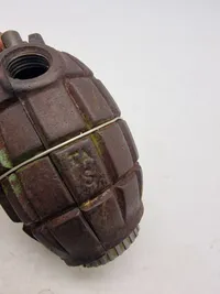 Original engelsk Mills håndgranat, bla nedkastet til modstandsbevægelsen i Danmark - Deaktiveret.