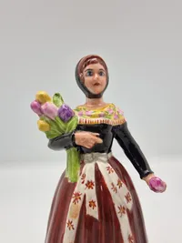 Royal Copenhagen figur (Folkedragt)