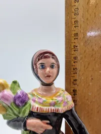 Royal Copenhagen figur (Folkedragt)