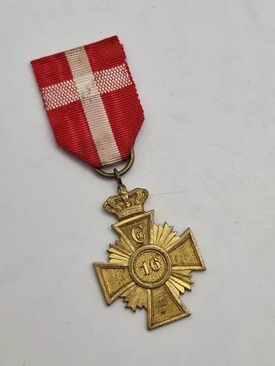 Originalt Christian IX,16 års hæderstegn