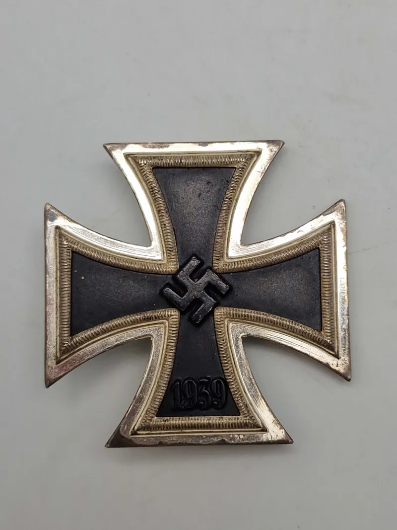Originalt Jernkors 1939 1 klasse umærket Otto Schickle Pforzheim