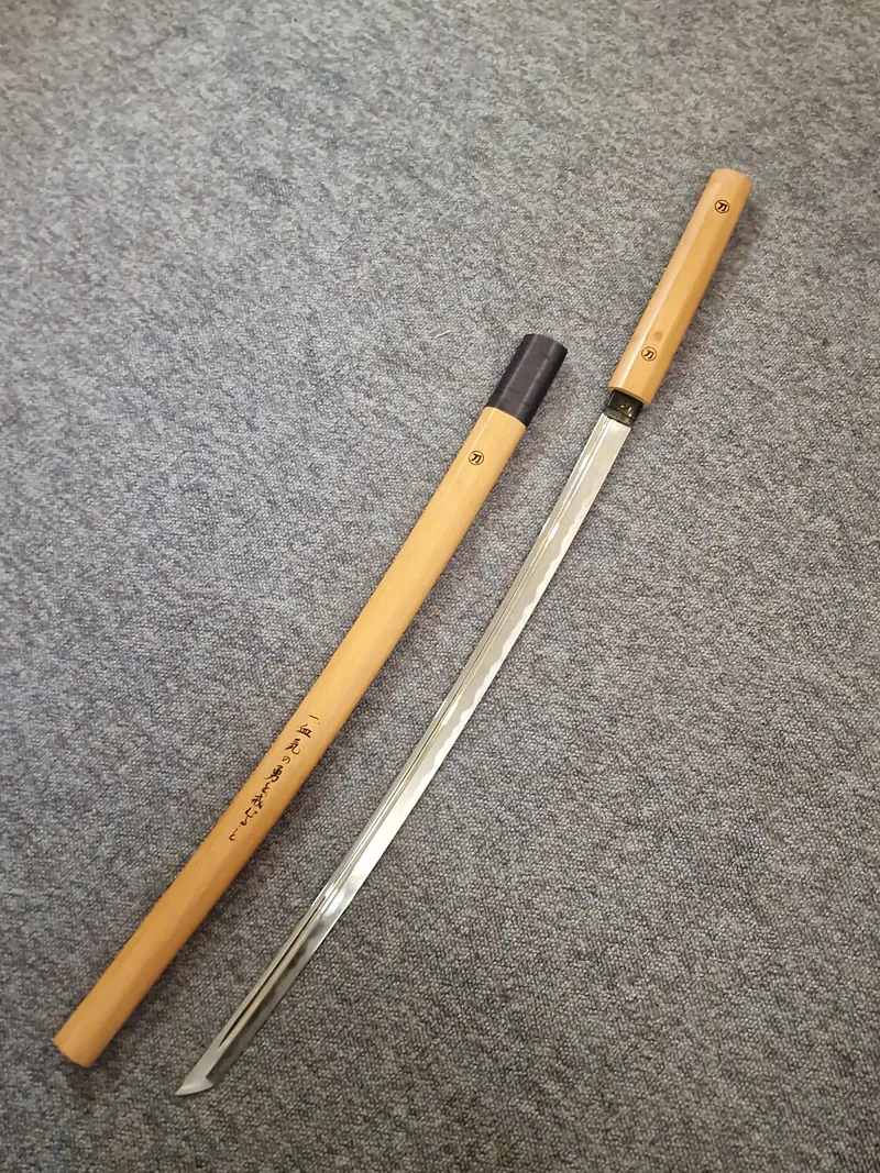 Katana skarp