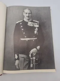 Denne Bog er udgivet i Anledning af
KONG CHRISTIAN X 70 AARS DAG
den 26. September 1940