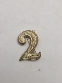 Adolf Hitler Token og mærke til skulderstrop. Nummer er originalt, og Token er efterkrigs