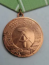 Medaille für treue Dienste in den bewaffneten Organen 1-2-3