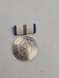 "Medaille für treue Dienste im Gesundheits- und Sozialwesen" fra DDR 1-2-3