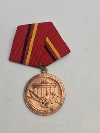 (Medaille für hervorragende Kampf- und Einsatzbereitschaft) 1-2-3