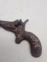 Samling ældre hundeprop pistoler mm