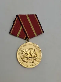 Verdienstmedaille der Nationalen Volksarmee. 1-2-3