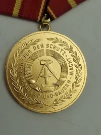 Verdienstmedaille der Nationalen Volksarmee. 1-2-3