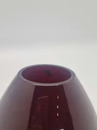 Holmegaard “Ruby” vase designet af Per Lütken, katalog 1953