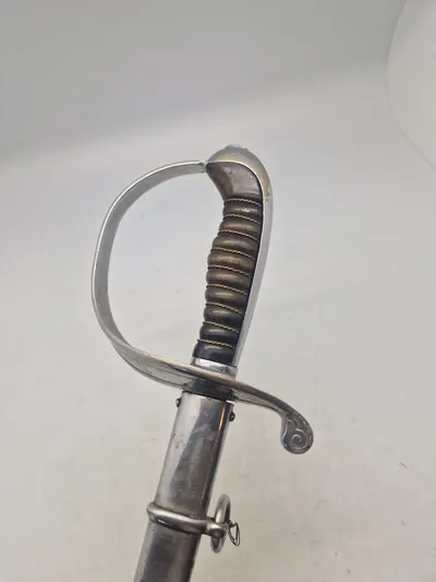 Original Dansk officerssabel med graveret klinge
