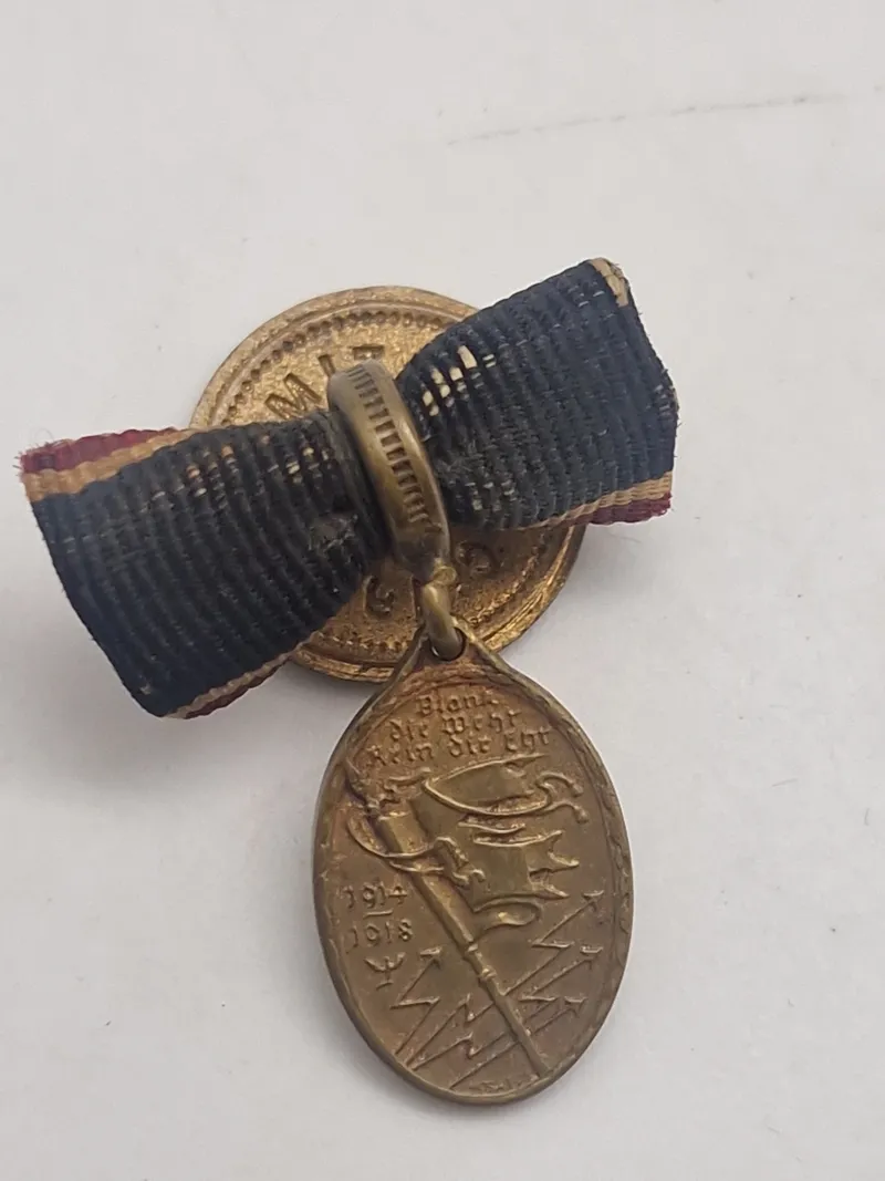 Original Blank die Wehr Rein Ehr 1914-1918 medalje. Miniature til knappehullet