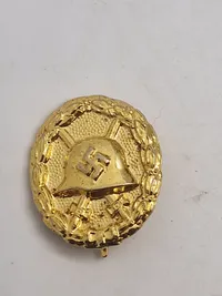 Verwundetenabzeichen Gold - efterkrigs