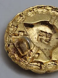 Verwundetenabzeichen Gold - efterkrigs