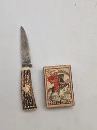 Miniature jagtkniv med greb af ben