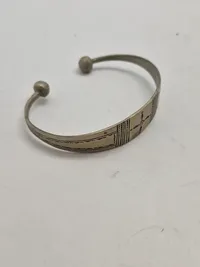 Ældre armring
