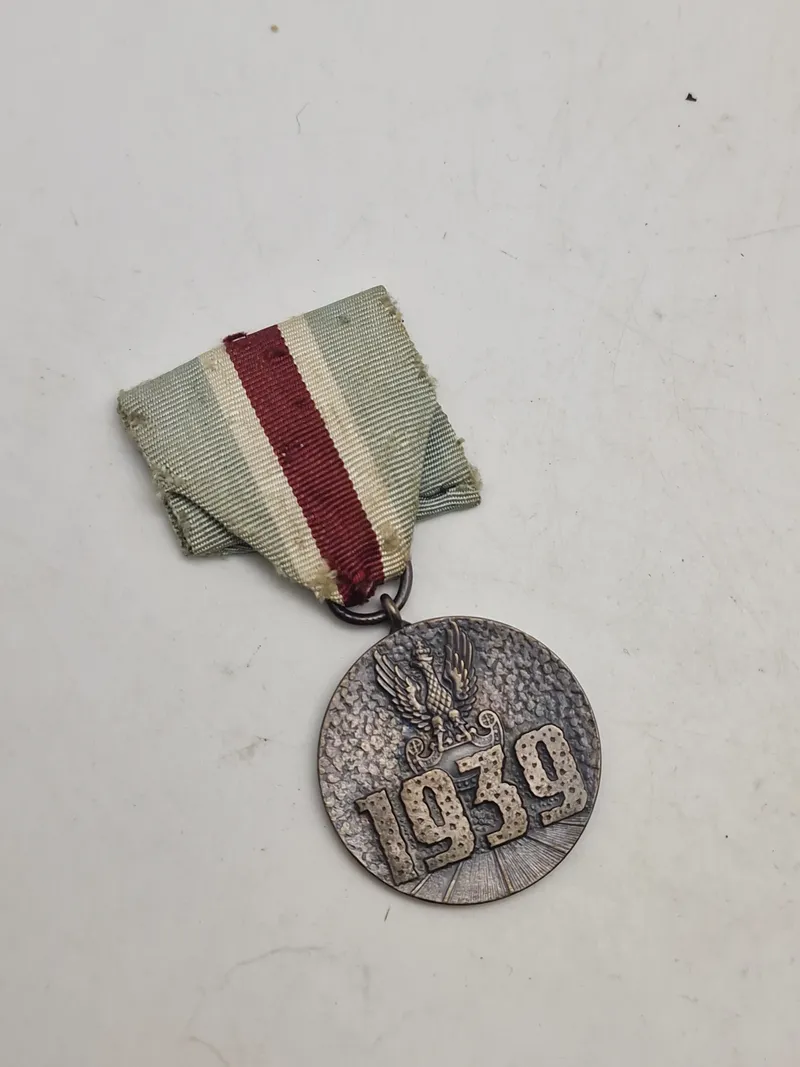 Original "Medalje for deltagelse i forsvarskrigen i 1939" (Polen)