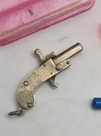 Verdens mindste pistol Vintage Berloque miniature 2mm pinfire pistol