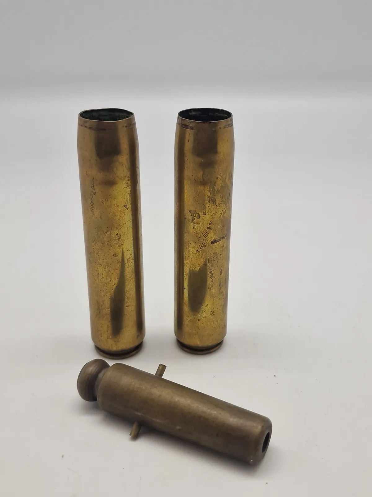 Messingkanon og 2 stk 20 mm maskinkanon hylstre (ww2)