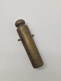 Messingkanon og 2 stk 20 mm maskinkanon hylstre (ww2)