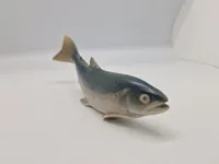 Kgl porcelænsfigur 'Fisk`(nr. 136) fra Royal Copenhagen.