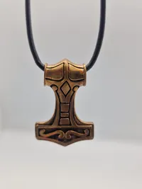 Vedhæng forstillende Thors hammer