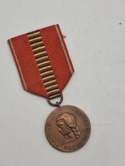 Original Crusade Against Communism Medal (Medalia Cruciada împotriva comunismului)