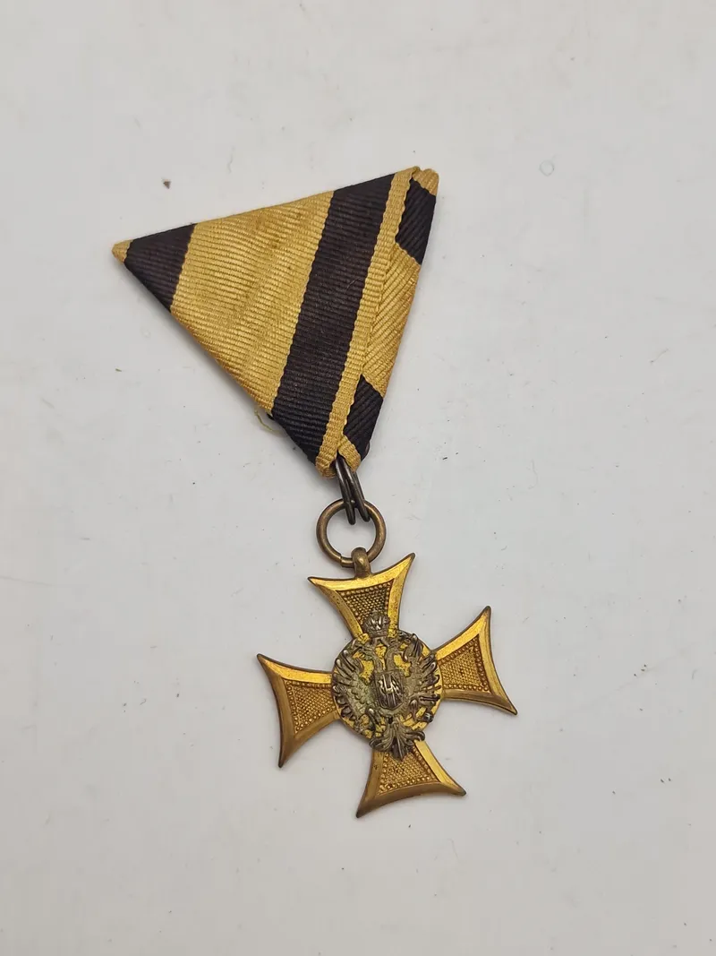Original Austria, Imperial. A Military Long Service Decoration, III Class for Officers, to Kameraden Kismarton, 1912